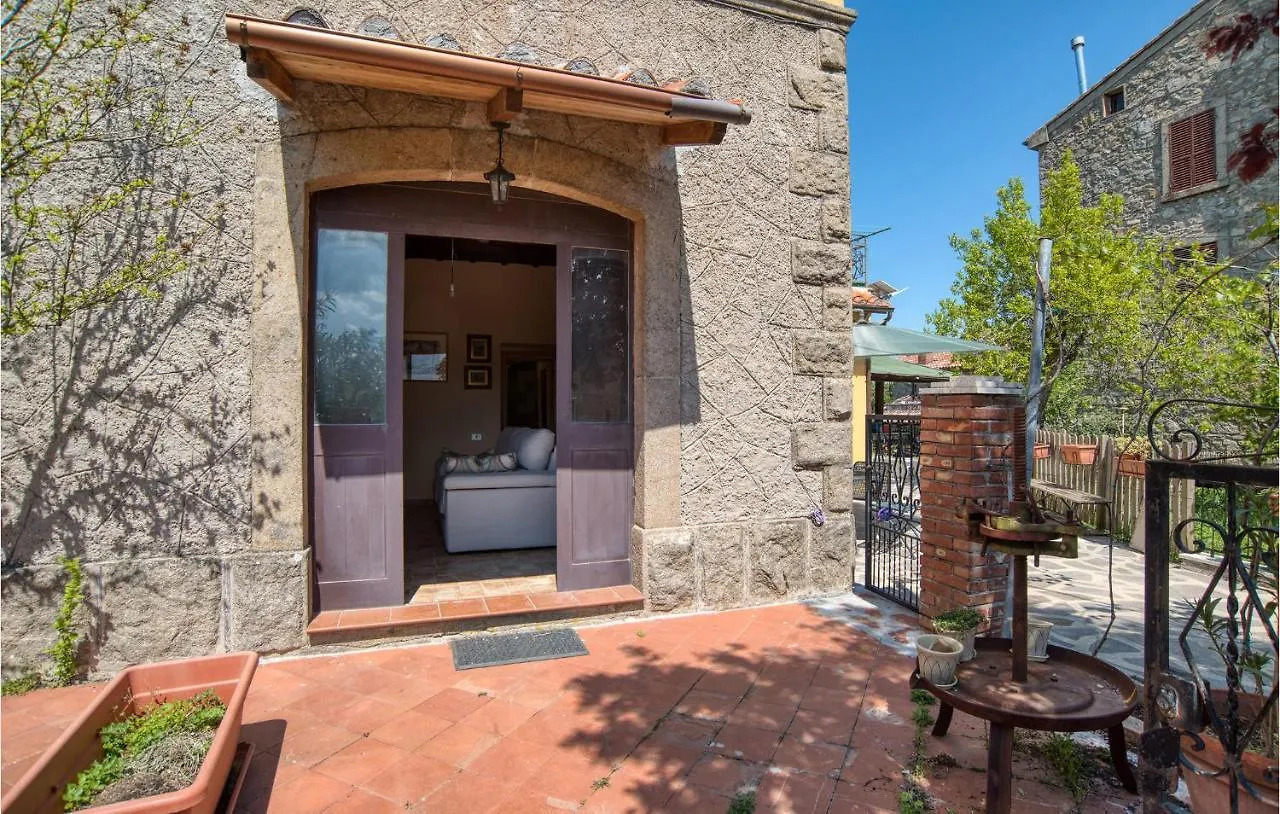1 Bedroom Cozy Home In Montegiovi Holiday home